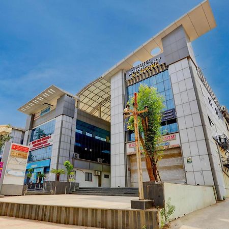 Hotel O Sun Light อาเมดาบัด ภายนอก รูปภาพ