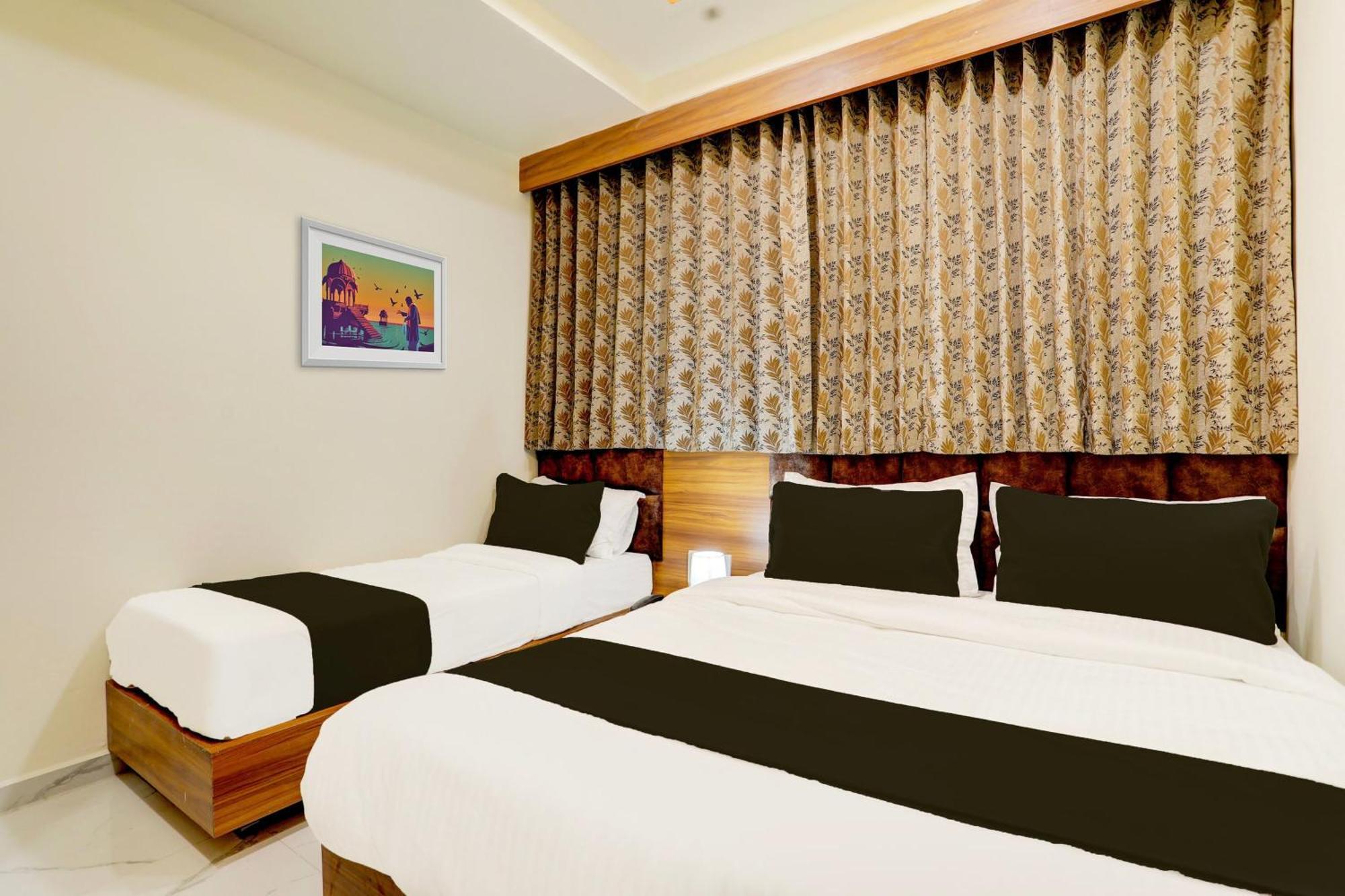 Hotel O Sun Light อาเมดาบัด ภายนอก รูปภาพ