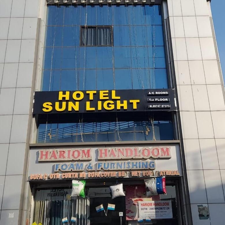 Hotel O Sun Light อาเมดาบัด ภายนอก รูปภาพ